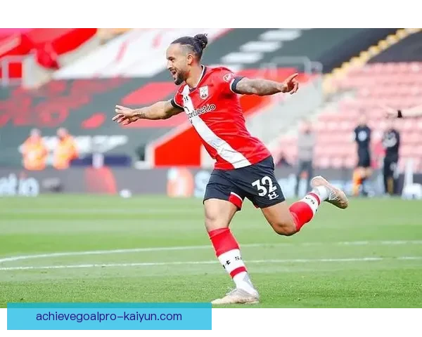 利兹联防守体系逐步优化，状态回暖值得关注